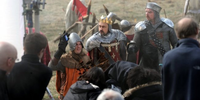 L'équipe des figurants hébergée a Vacancèze Les Chevaliers de l'Ordre des 4 vents a Aujac et Vacancèze